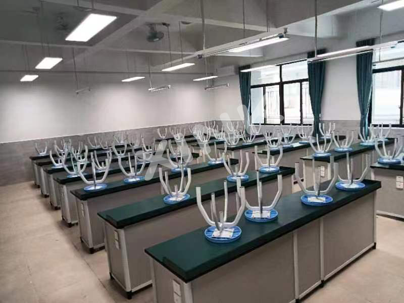 <a href='http://m.cjb148.com/' target='1' style='font-size:14px; font-weight:bold; color:#0080ff;'>物理實驗室</a>