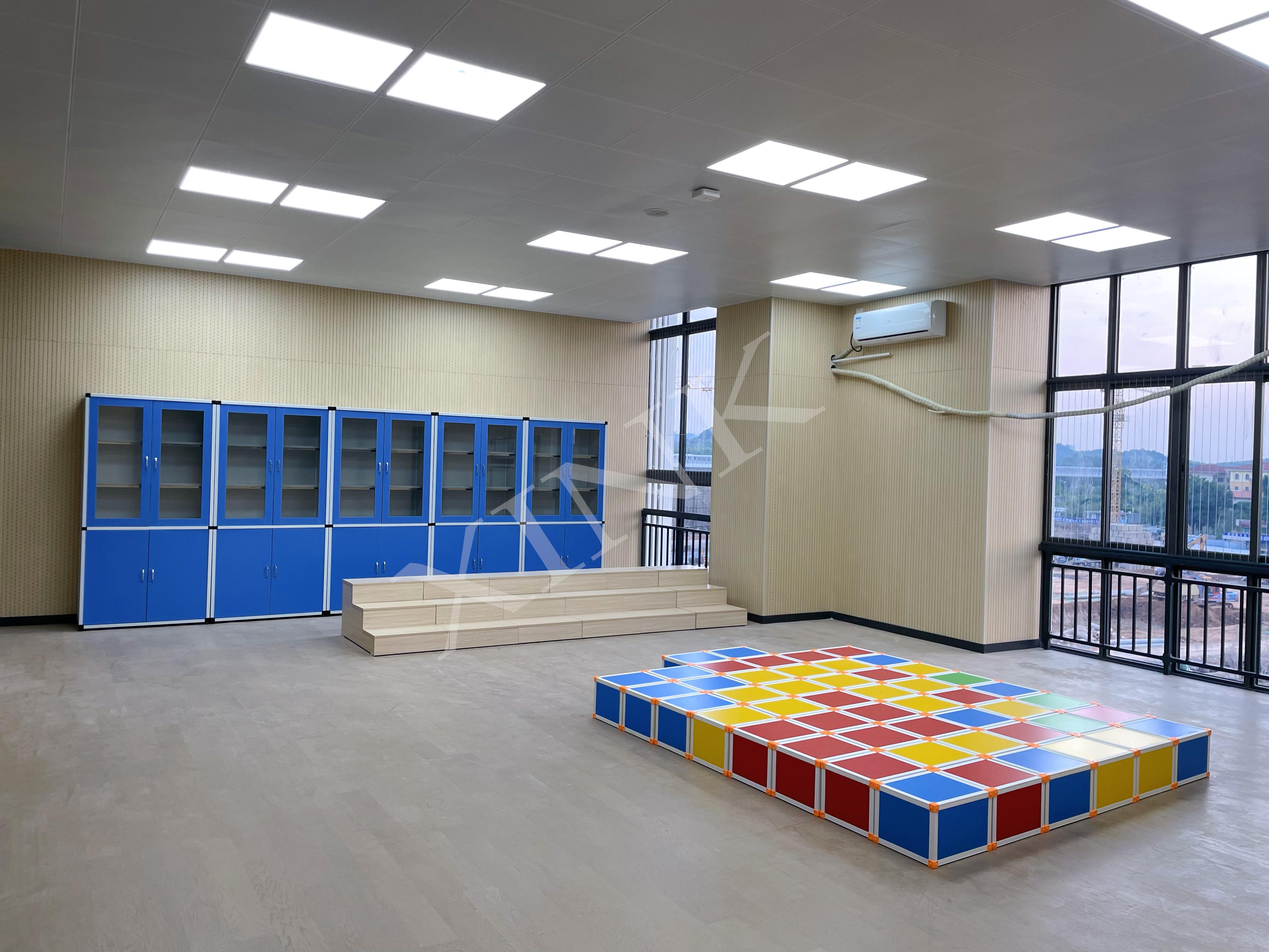 <a href='http://m.cjb148.com/chanpin/59-1.html' target='1' style='font-size:18px; font-weight:bold; color:#000000;'>舞蹈室</a>