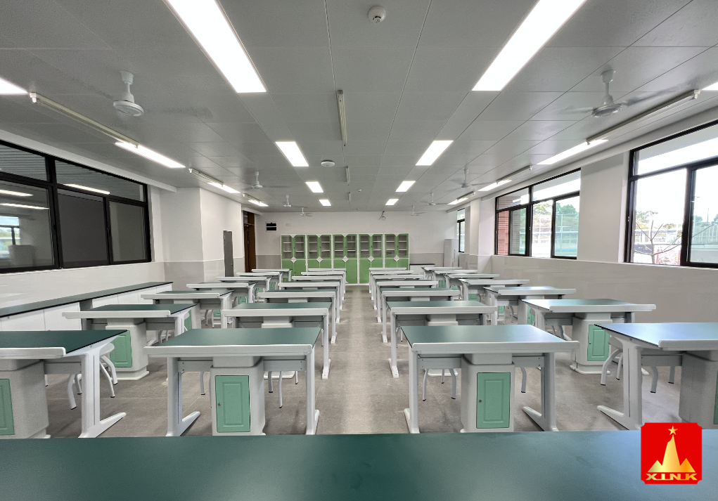 全鋁<a href='http://m.cjb148.com/' target='1' style='font-size:14px; font-weight:bold; color:#0080ff;'>物理實驗室</a>