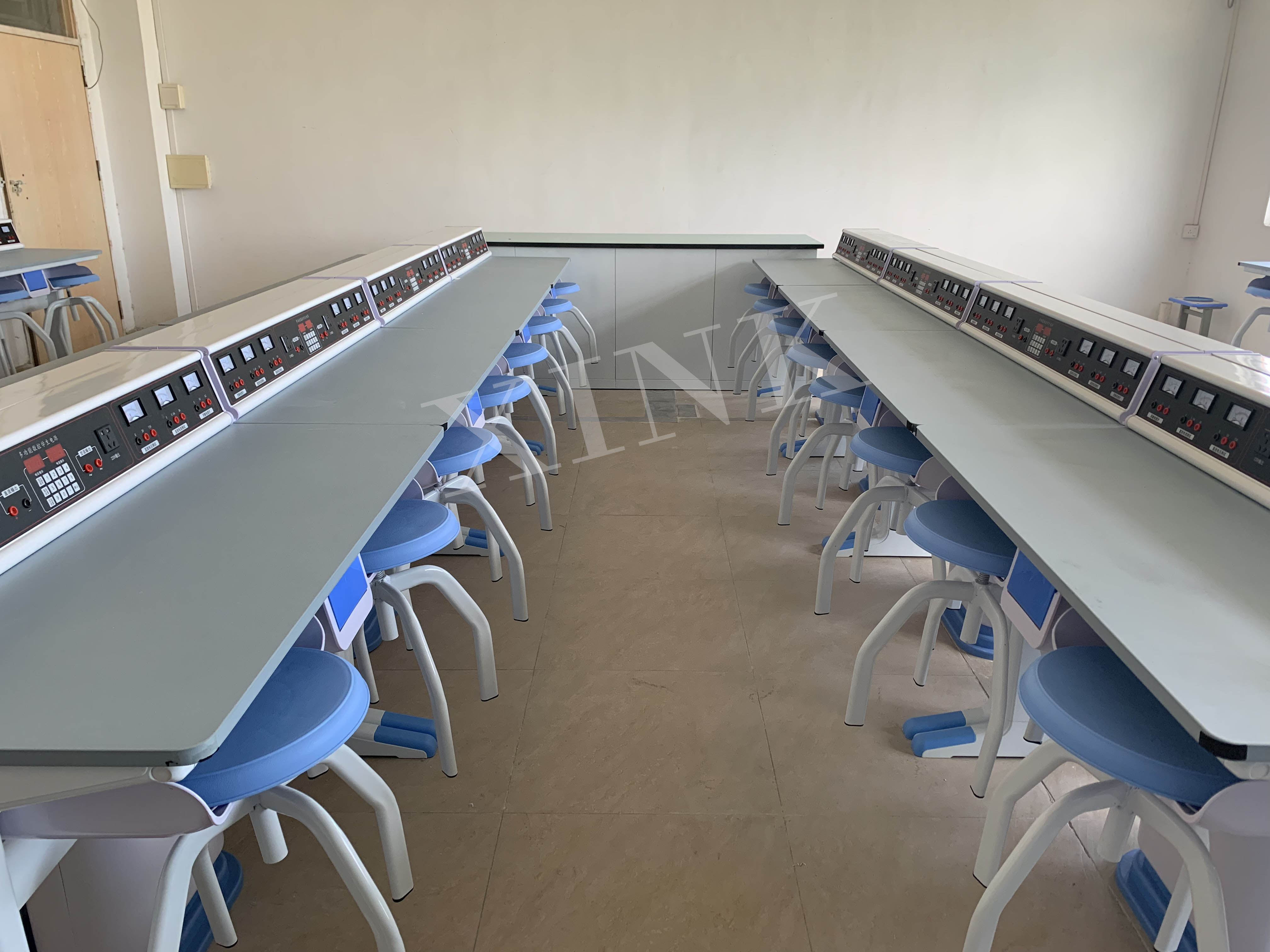 <a href='http://m.cjb148.com/' target='1' style='font-size:14px; font-weight:bold; color:#0080ff;'>物理實驗室</a>