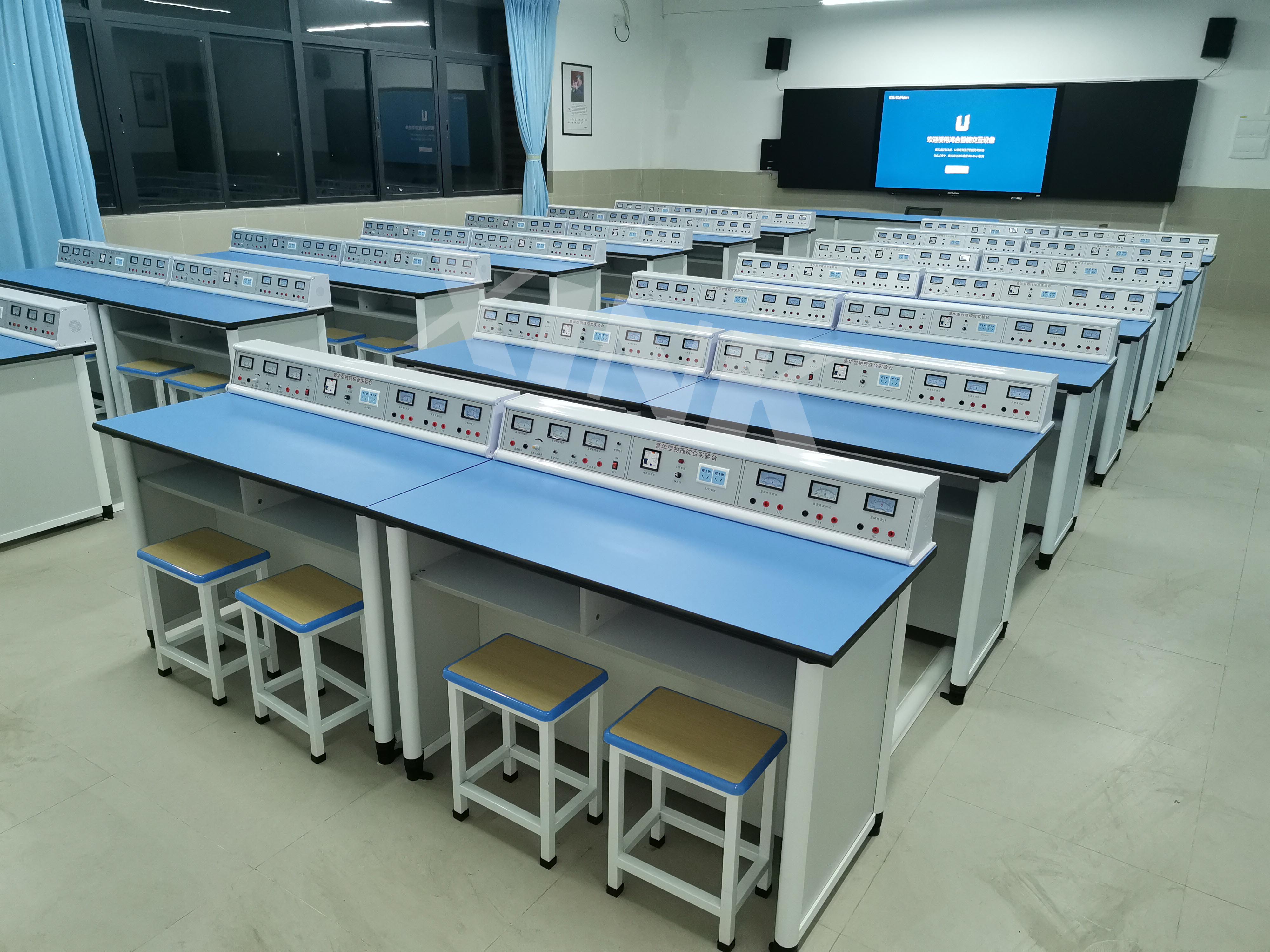 電學<a href='http://m.cjb148.com/' target='1' style='font-size:14px; font-weight:bold; color:#0080ff;'>物理實驗室</a>